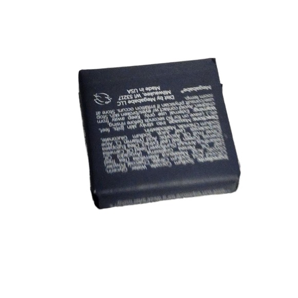 2 x Megababe Space Bar Detoxifying Charcoal Underarm Bar 1.3oz / 36g Travel sz - Picture 7 of 8